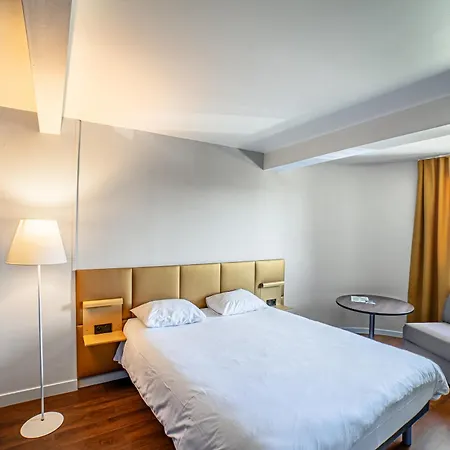 Ibis Budget La Roche Sur Yon Vendespace Отель 2*