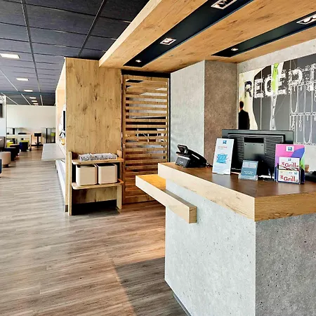 Ibis Budget La Roche Sur Yon Vendespace Hotel