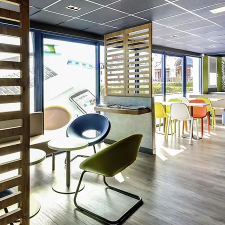 מלון Ibis Budget La Roche Sur Yon Vendespace