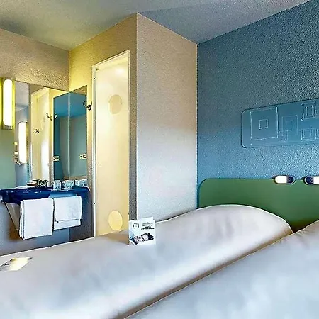Ibis Budget La Roche Sur Yon Vendespace Hotel 2*