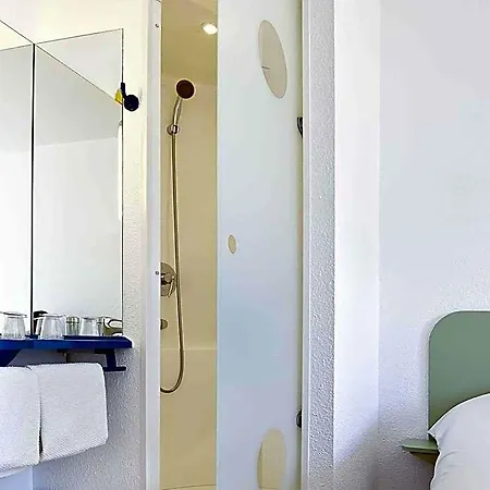 Ibis Budget La Roche Sur Yon Vendespace Hotel 2*
