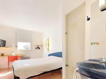 Ibis Budget La Roche Sur Yon Vendespace Муйерон-ле-Каптиф