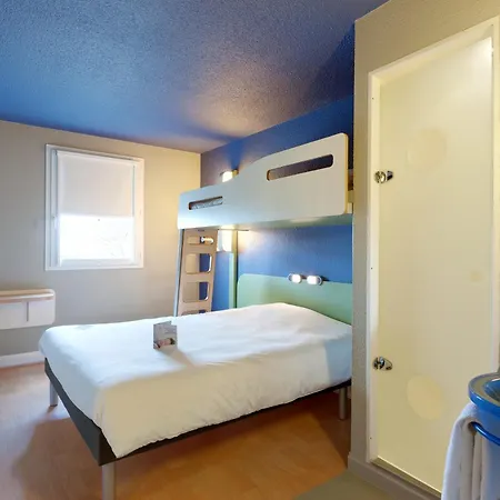 Ibis Budget La Roche Sur Yon Vendespace Отель