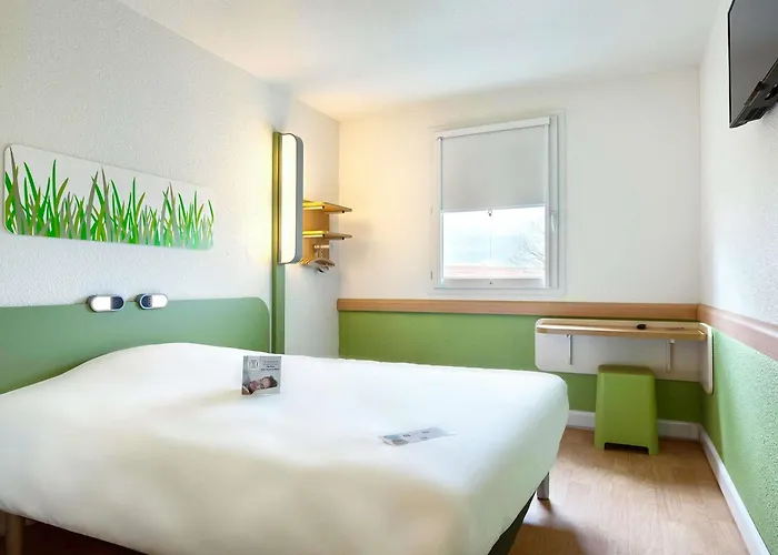 Ibis Budget La Roche Sur Yon Vendespace Ξενοδοχείο 2*