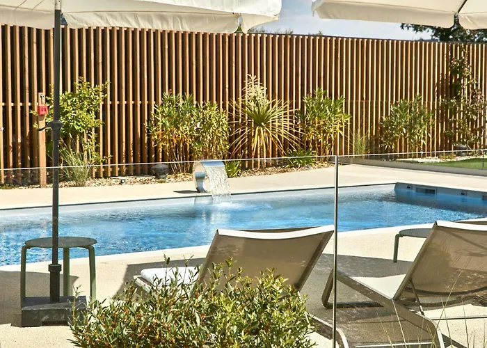 Ibis Budget La Roche Sur Yon Vendespace מלון