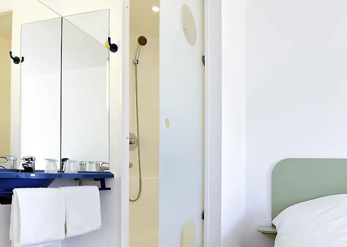 Hotel Ibis Budget La Roche Sur Yon Vendespace 2*